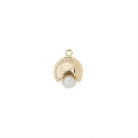 Quarter Pearl Charm