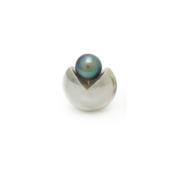 Quarter Pearl Charm